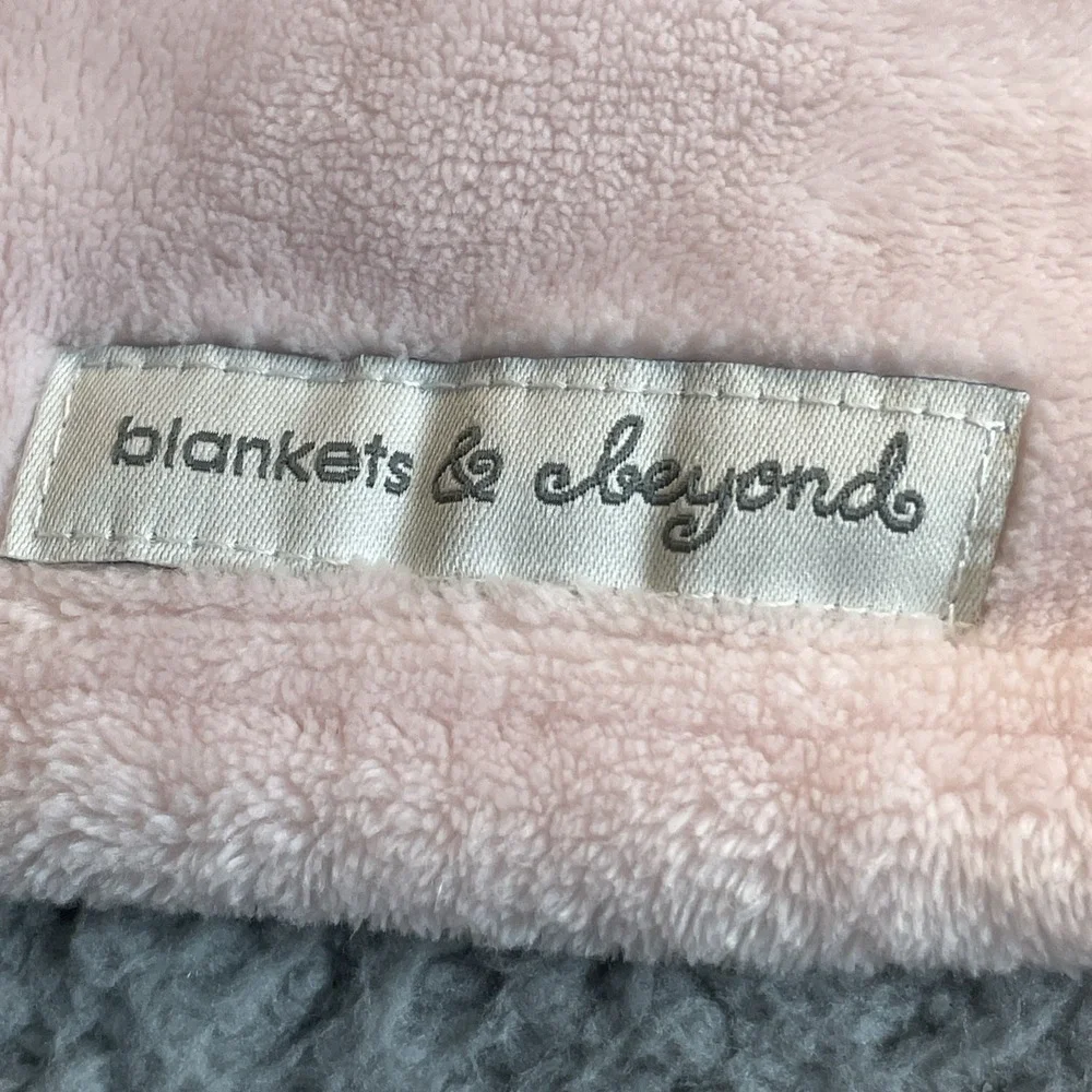Blankets &‎ Beyond Pink White Minky Dot Bunny Rabbit Soft Comfort